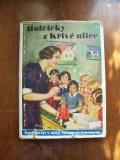 Holčičky z Křivé ulice