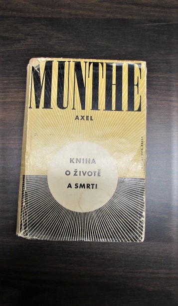 Kniha o životě a smrti, The History of San Michele