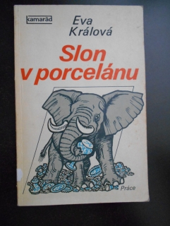 Slon v porcelánu